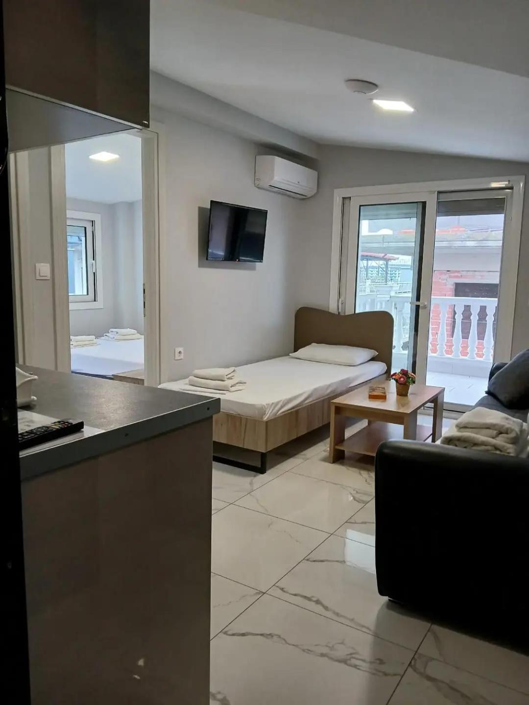 Apartmani Dedalus ปาราเลียกาเตอรีนิส ภายนอก รูปภาพ